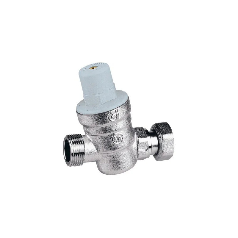 Pressure reducing valve for water heaters