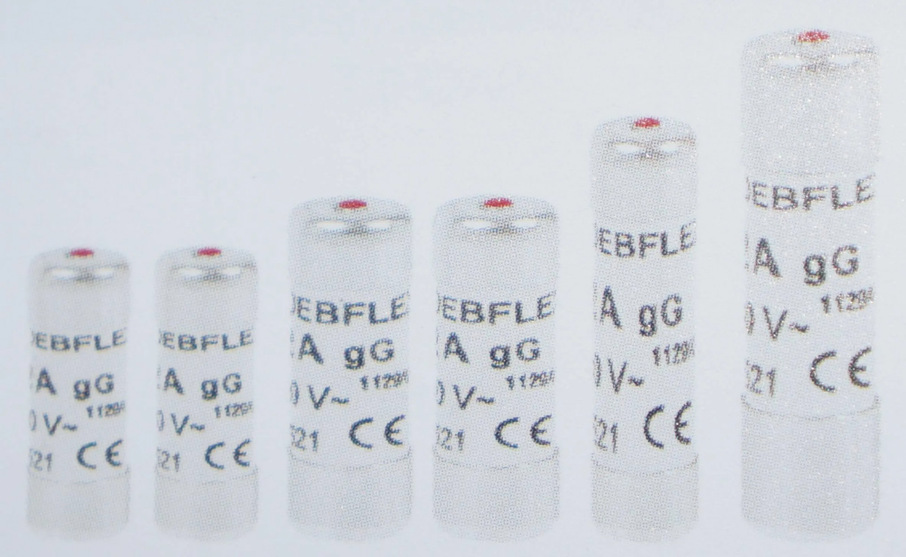 Surtido de 6 fusibles con luces indicadoras