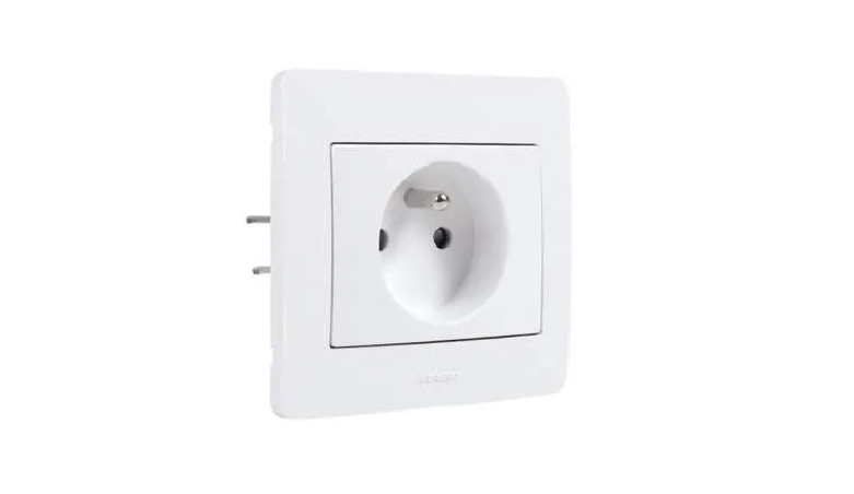 Socket 2P+T Diam2 white