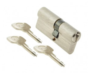 Cylinder series 500+ 30x30mm nickel plated, 5 pins, 3 keys.