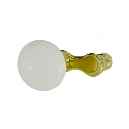 Round Bordeaux crank handle in white porcelain and polished brass.