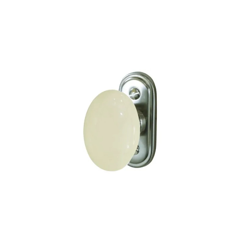 Oval window knob in unbleached porcelain on satin-finish nickel-plated zamak plate.