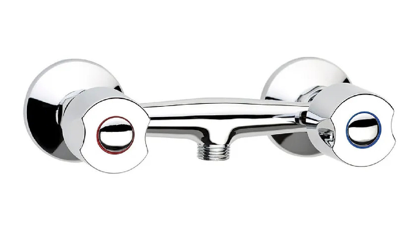 Chrome-plated shower mixer with 1/2-turn ceramic head.