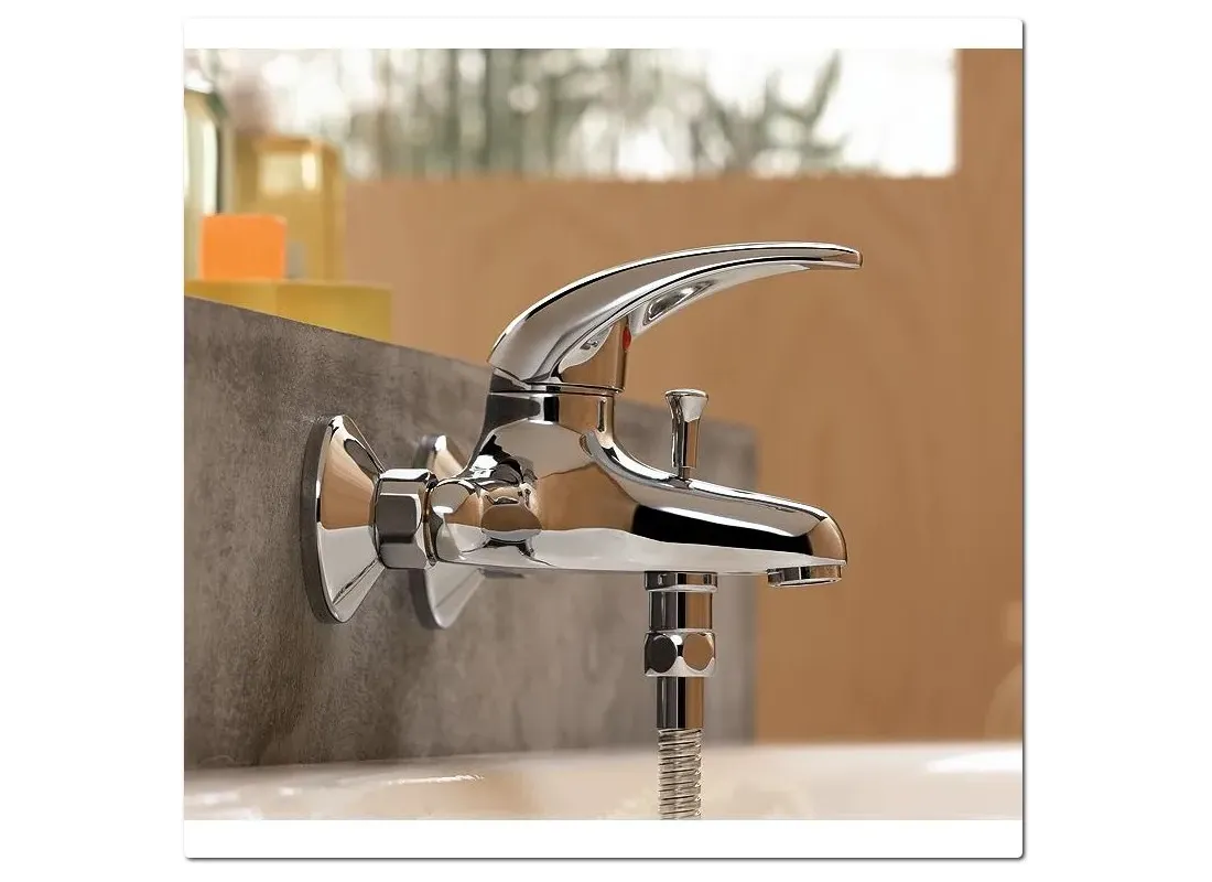 Wall-mounted bath shower faucet